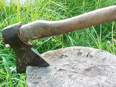 Топор. Фото: sonnikonline.club Топор. Фото: sonnikonline.club